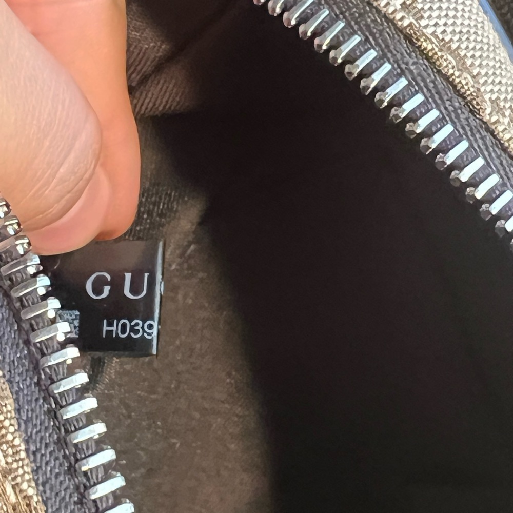 Gucci Original GG Belt Bag - Picture 6 of 11